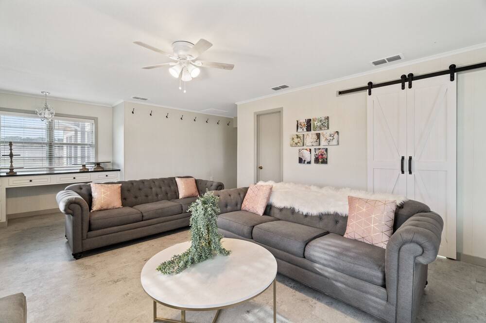 Photo of Livingroom in Brownwood