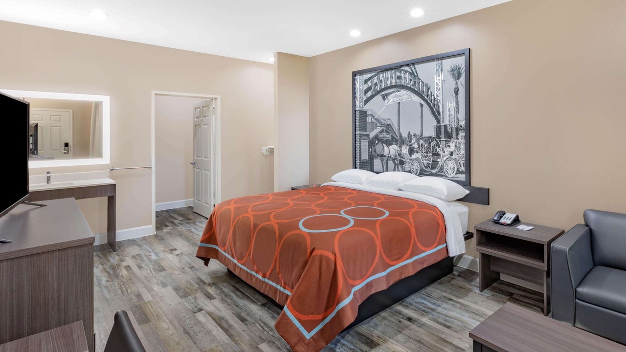 Photo of Bedroom in Barker