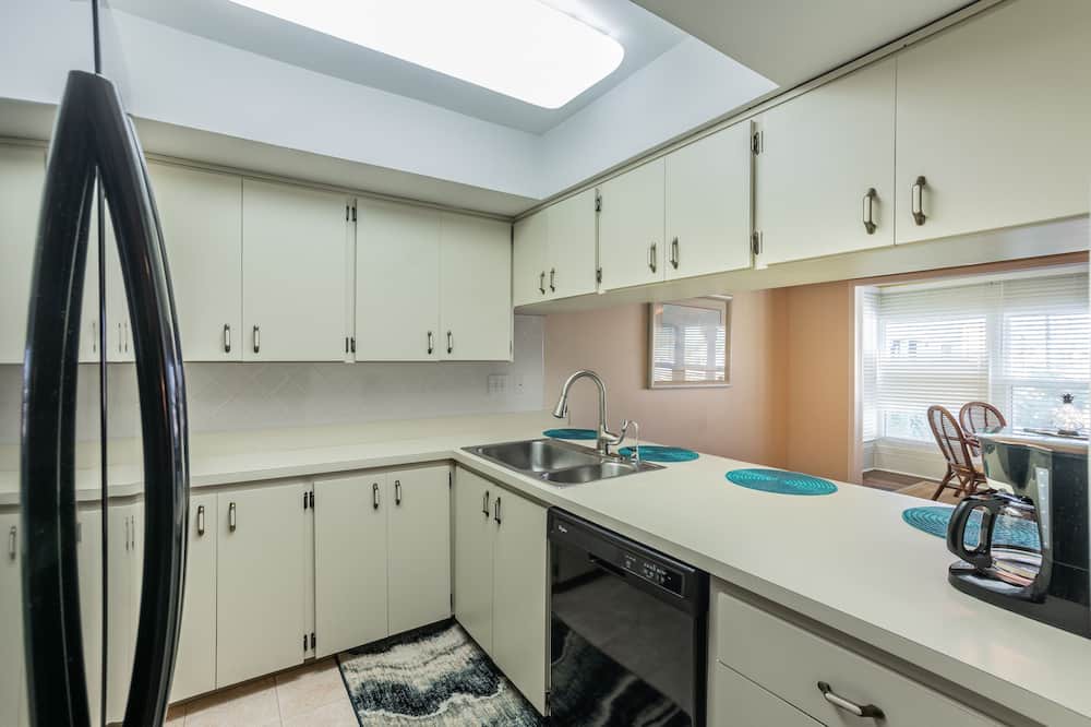 Photo of Kitchen in Bay Esplanade