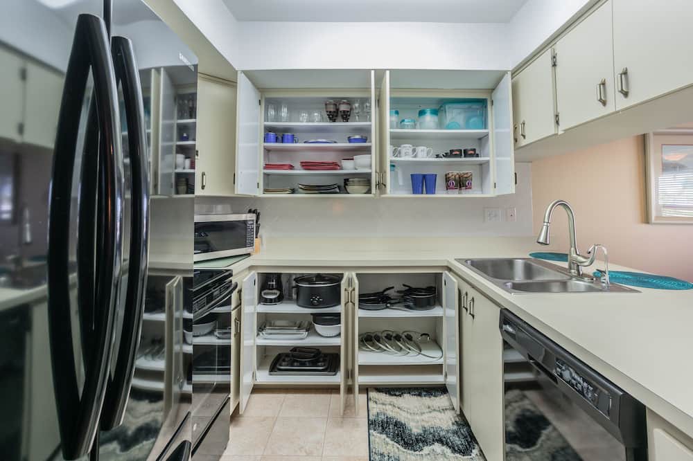 Photo of Kitchen in Bay Esplanade