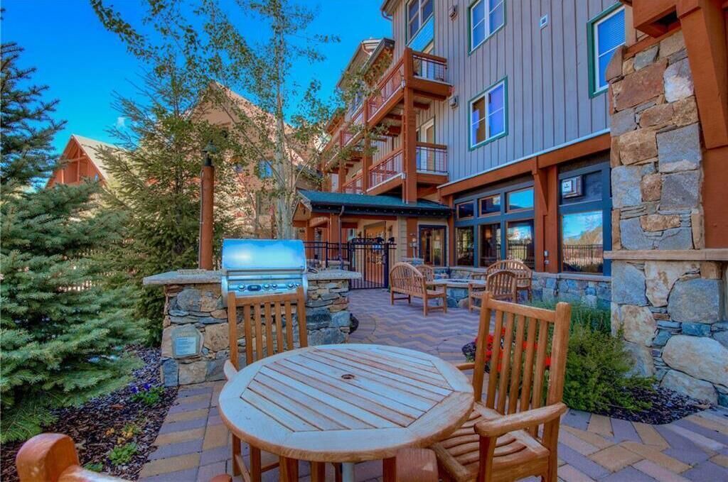 Photo of Outdoor in River Run