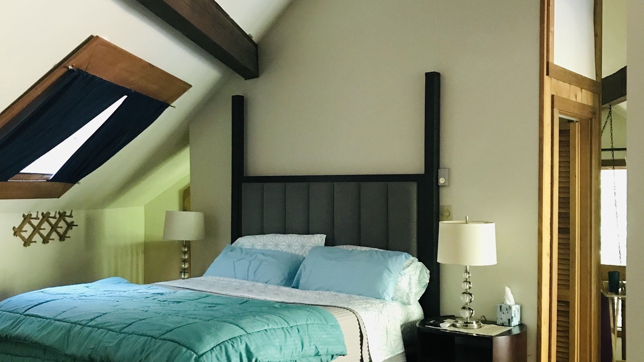 Photo of Others in Otis