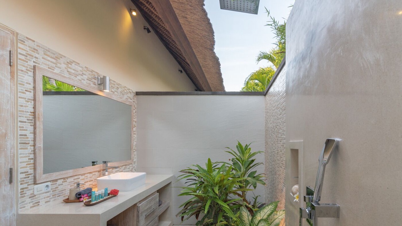 Photo of Bathroom in Dencarik
