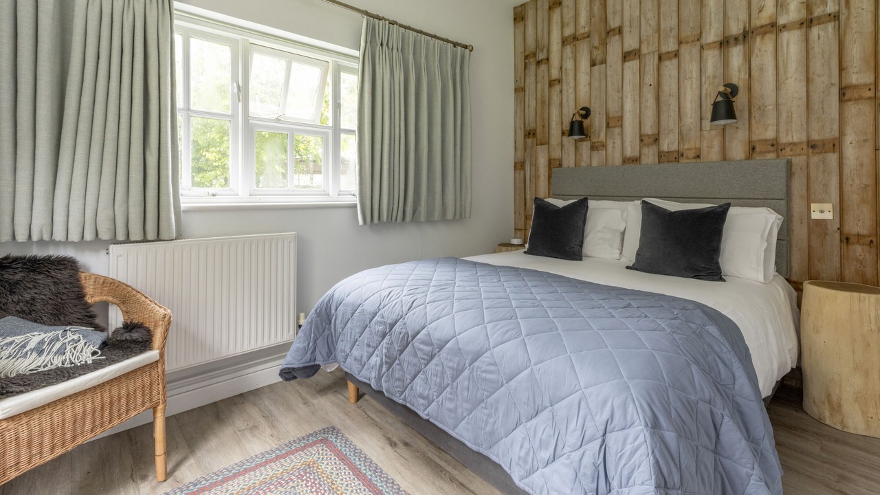 Photo of Bedroom in Fonthill Bishop