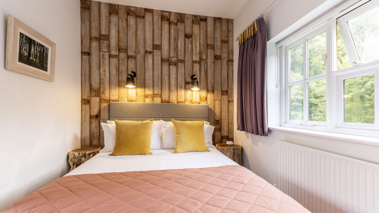 Photo of Bedroom in Fonthill Bishop