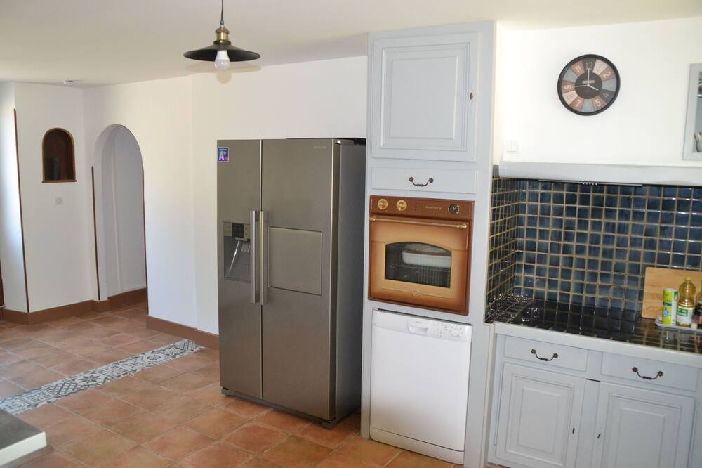 Photo of Kitchen in Escoussens