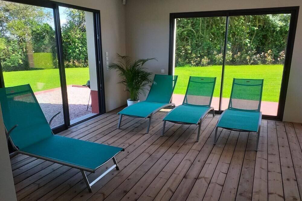 Photo of Patio Balcony in Quievrecourt