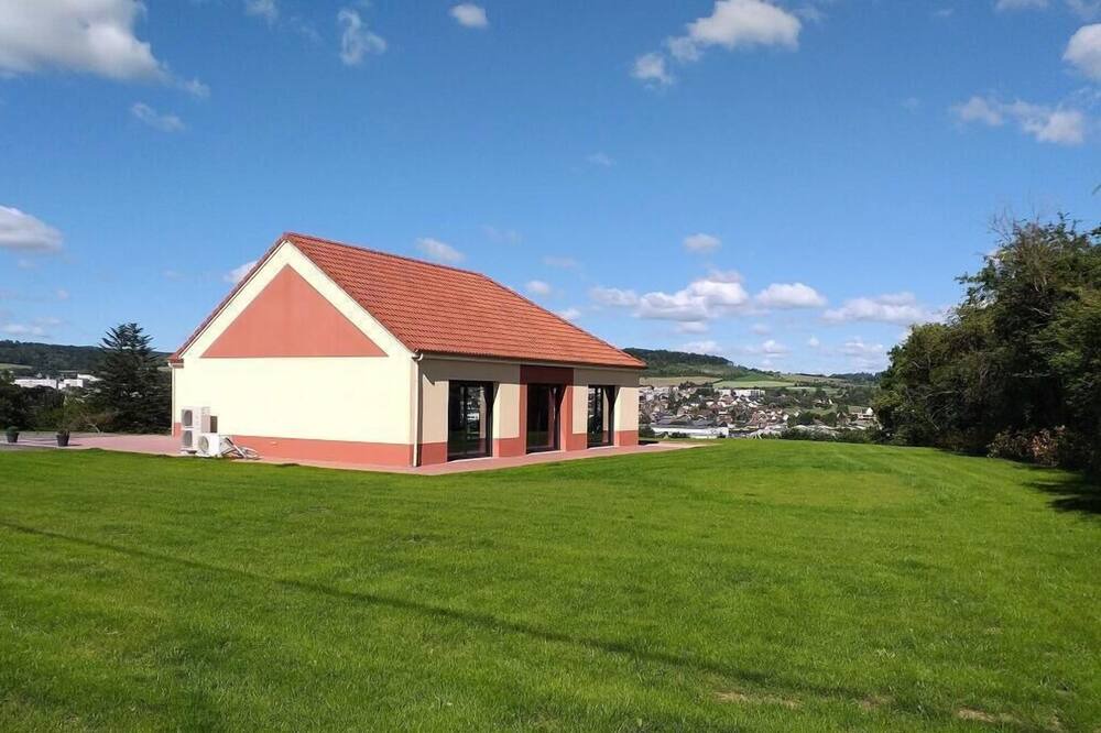 Photo of Outdoor in Quievrecourt