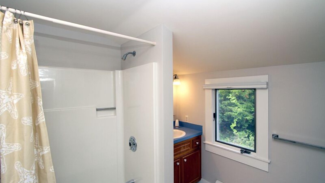 Photo of Bathroom in East Harwich