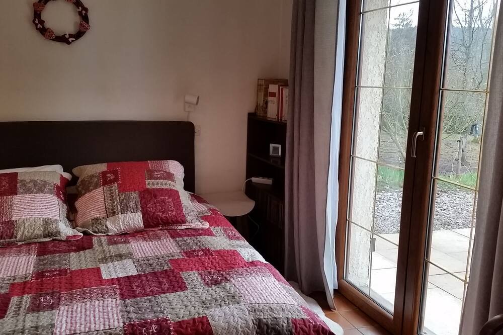 Photo of Bedroom in Colroy-la-Grande