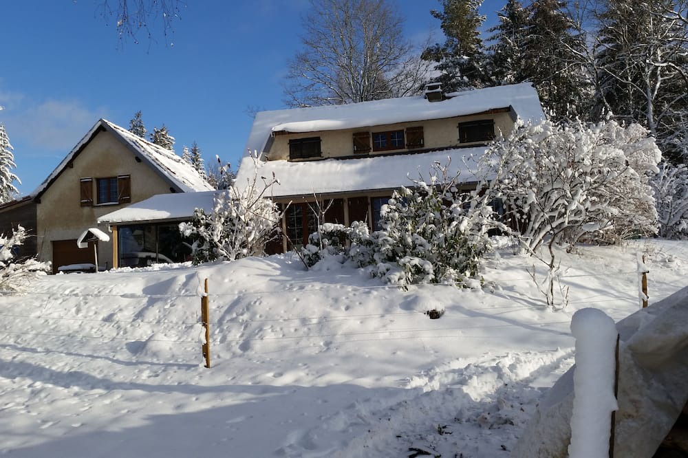 Photo of Outdoor in Colroy-la-Grande