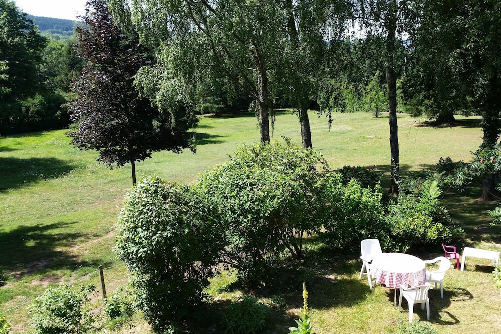 Photo of Outdoor in Colroy-la-Grande
