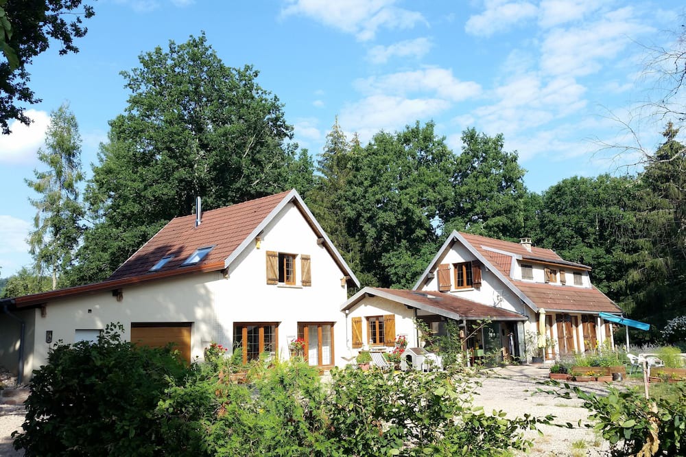 Photo of Outdoor in Colroy-la-Grande