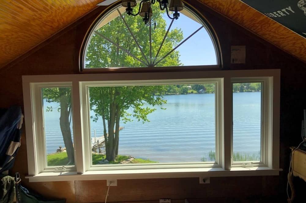 Photo of Bedroom in Cazenovia