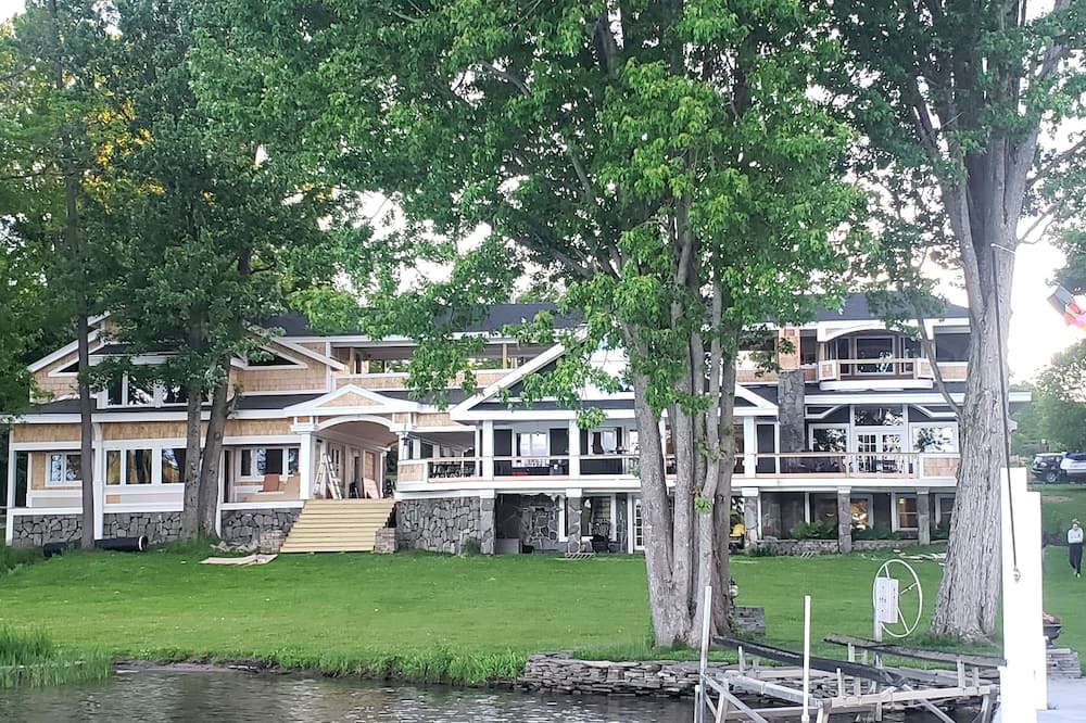 Photo of Outdoor in Cazenovia