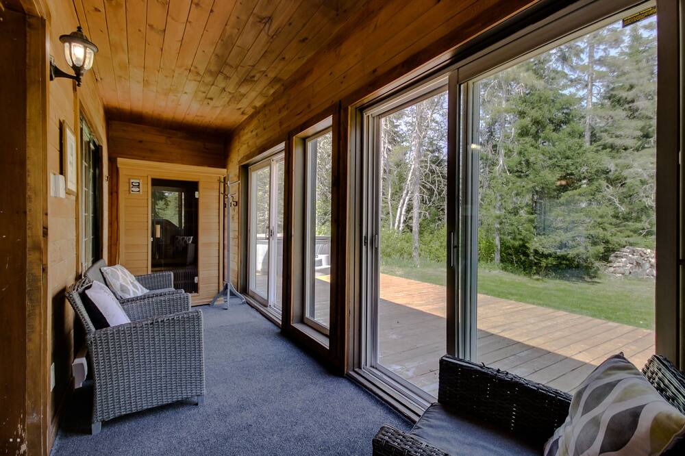 Photo of Patio Balcony in Herouxville