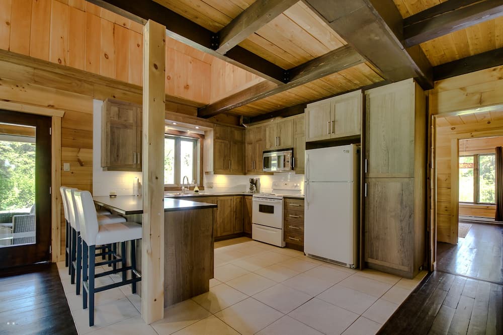 Photo of Kitchen in Herouxville
