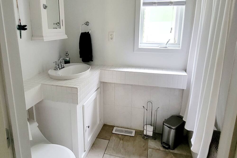 Photo of Bathroom in Purdy