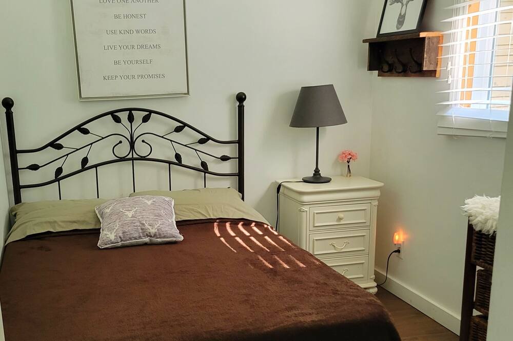 Photo of Bedroom in Purdy