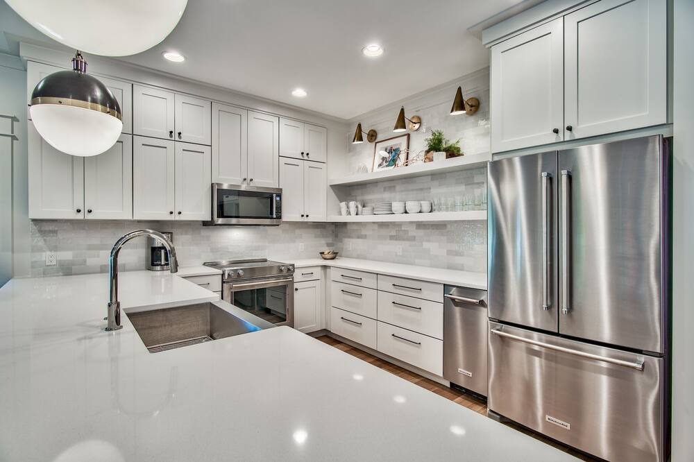 Photo of Kitchen in White's Gulfview