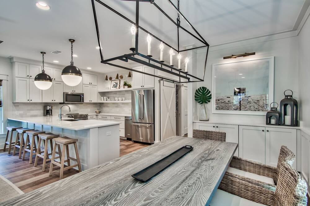 Photo of Kitchen in White's Gulfview