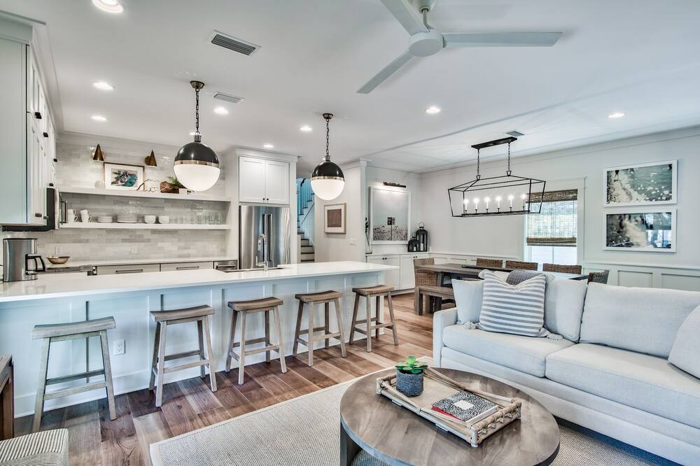 Photo of Kitchen in White's Gulfview