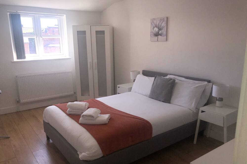 Photo of Bedroom in Loughborough