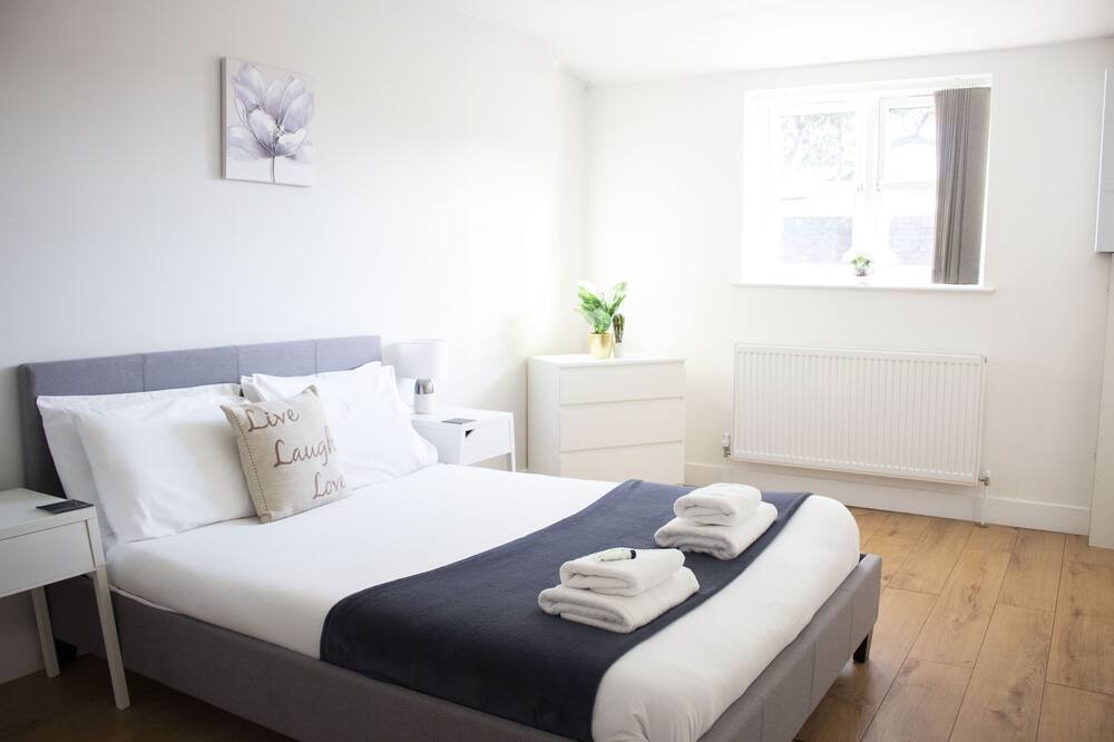 Photo of Bedroom in Loughborough