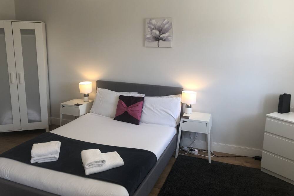 Photo of Bedroom in Loughborough