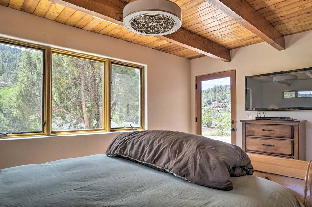 Photo of Bedroom in Canoncito