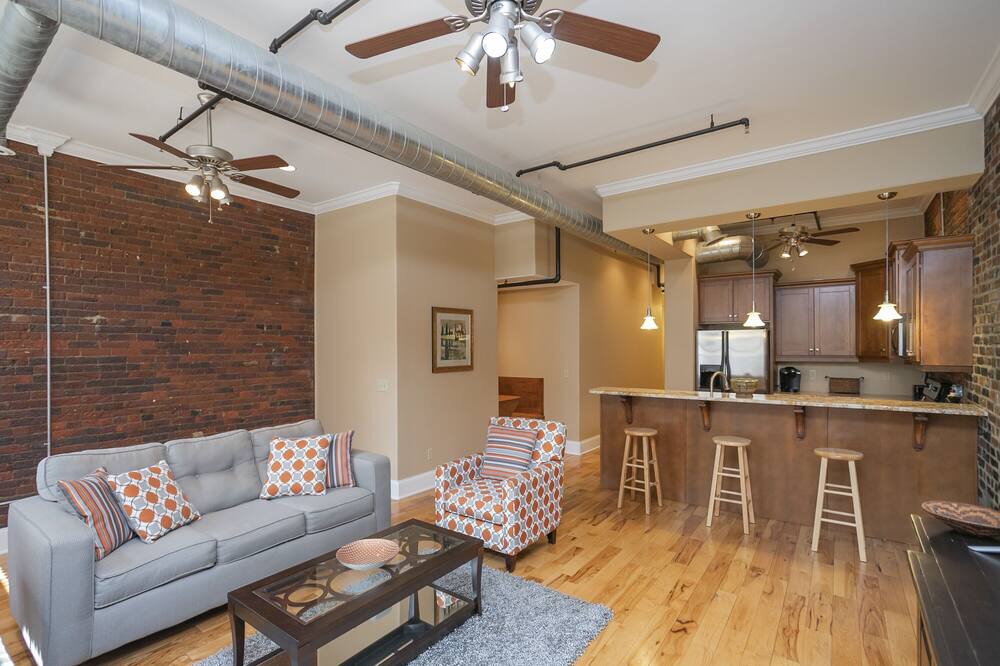 Photo of Livingroom in Downtown Nashville