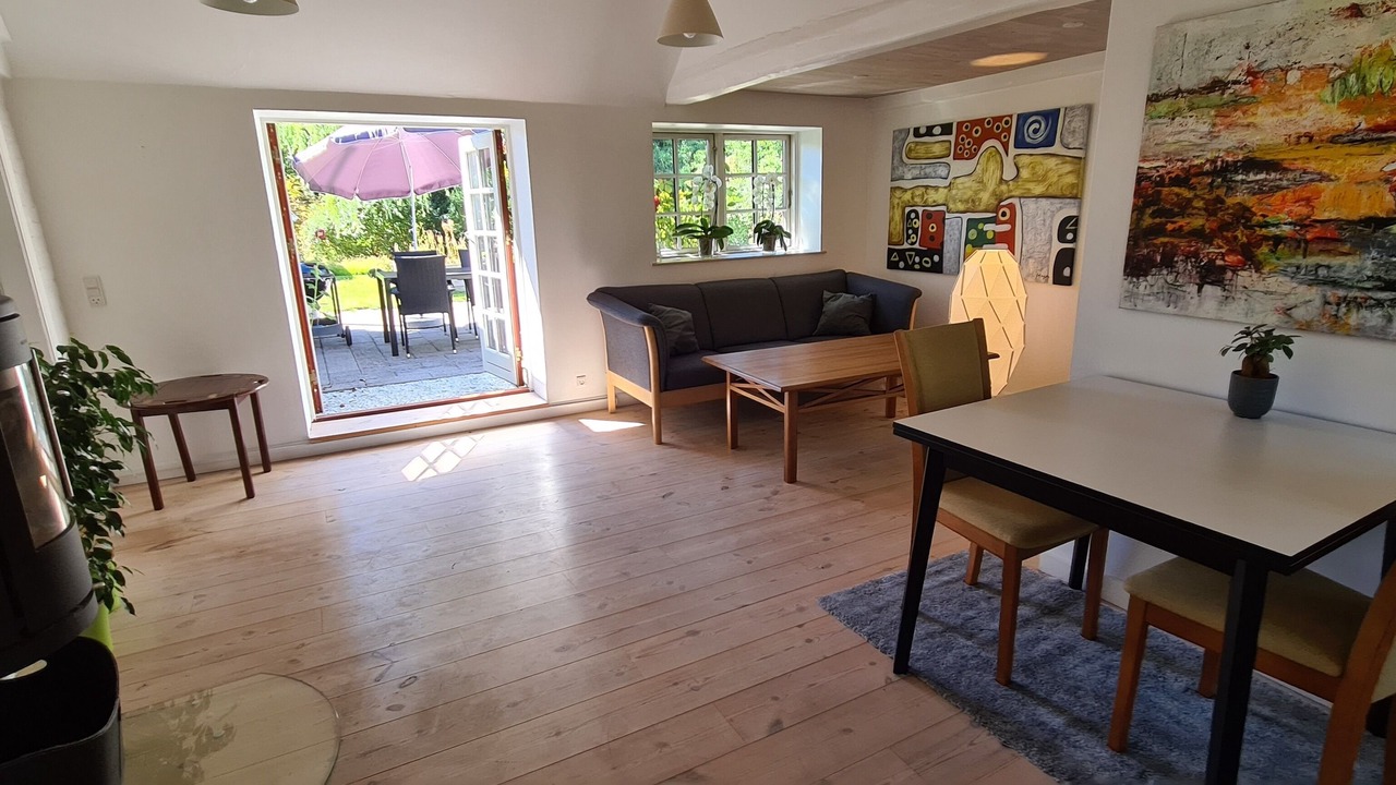 Photo of Others in Horning