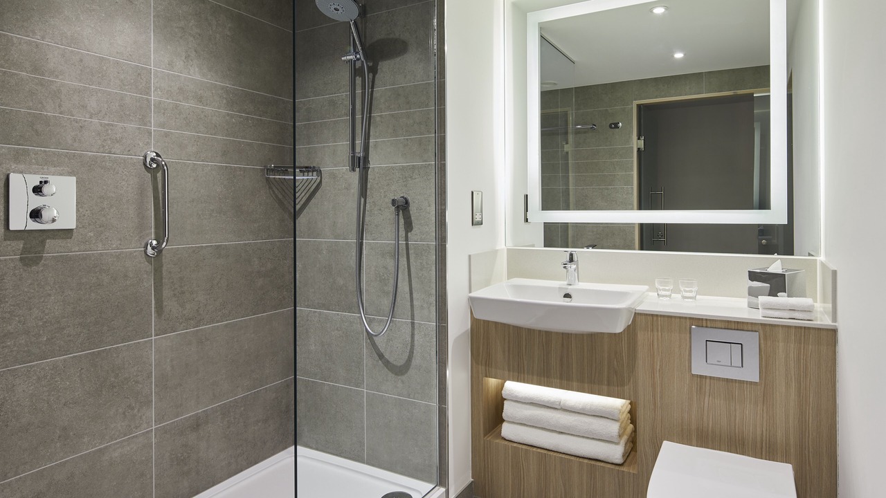 Photo of Bathroom in Newcastle-Under-Lyme