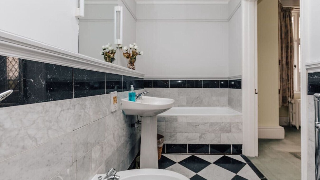 Photo of Others in Henley-on-Thames