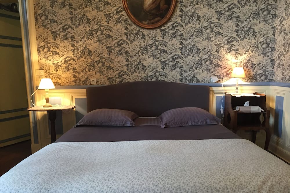 Photo of Bedroom in Lussault-sur-Loire