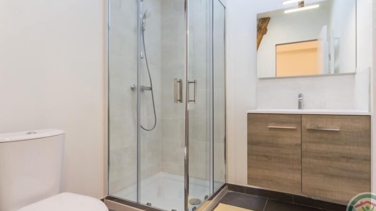 Photo of Bathroom in Casson