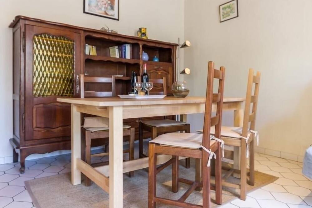 Photo of Kitchen in Aigrefeuille-sur-Maine