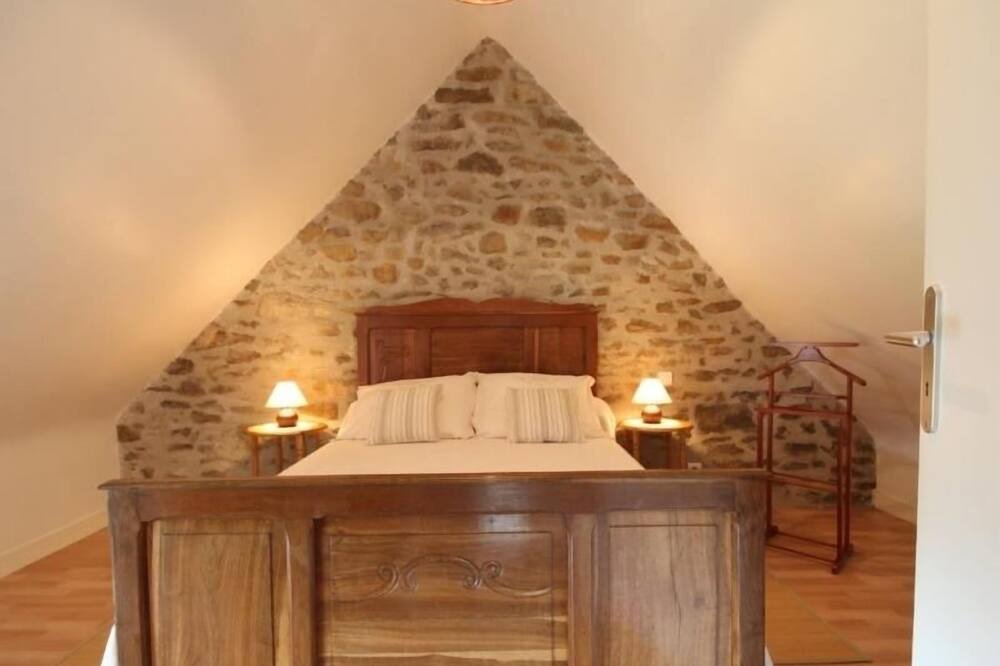 Photo of Bedroom in Saint-Lyphard
