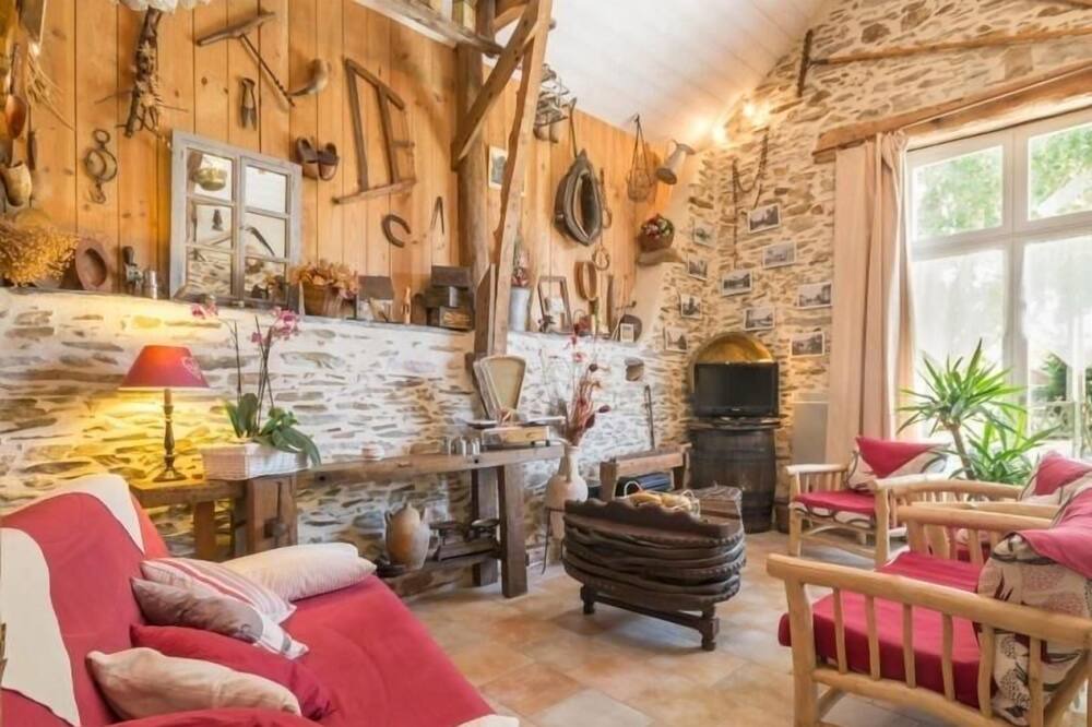 Photo of Livingroom in La Chevallerais