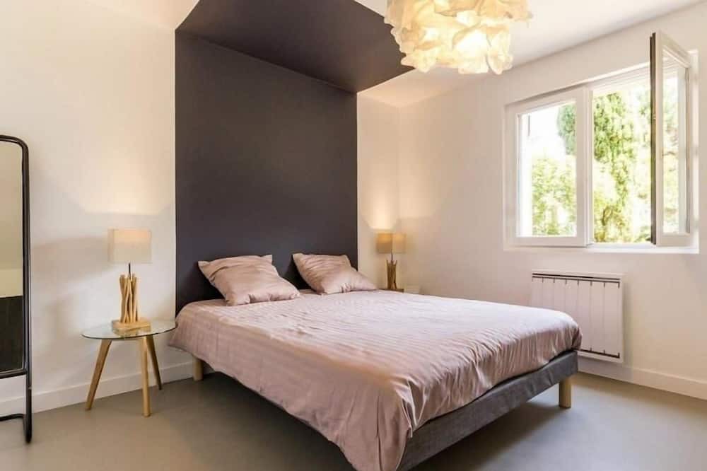 Photo of Bedroom in Le Cellier