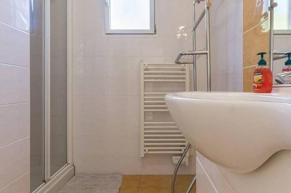Photo of Bathroom in Arthon-en-Retz