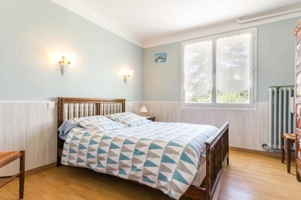 Photo of Bedroom in Prefailles