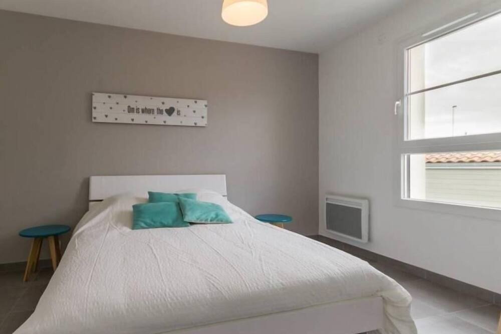 Photo of Bedroom in Pornic