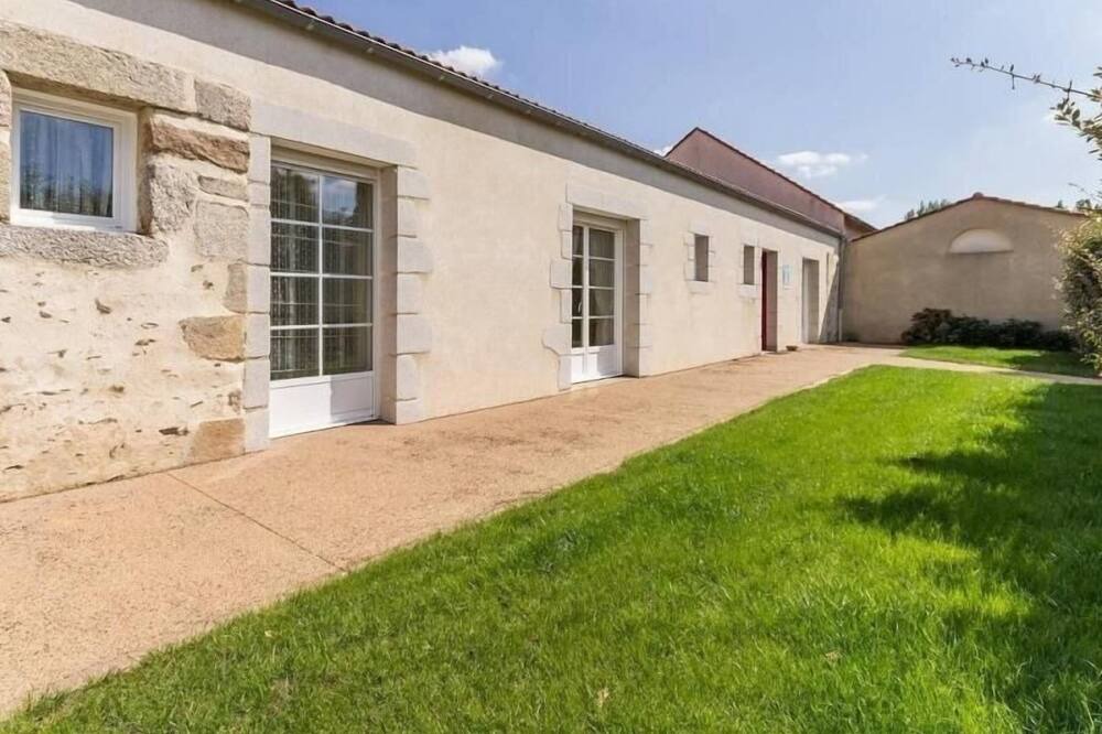 Photo of Outdoor in Vieillevigne