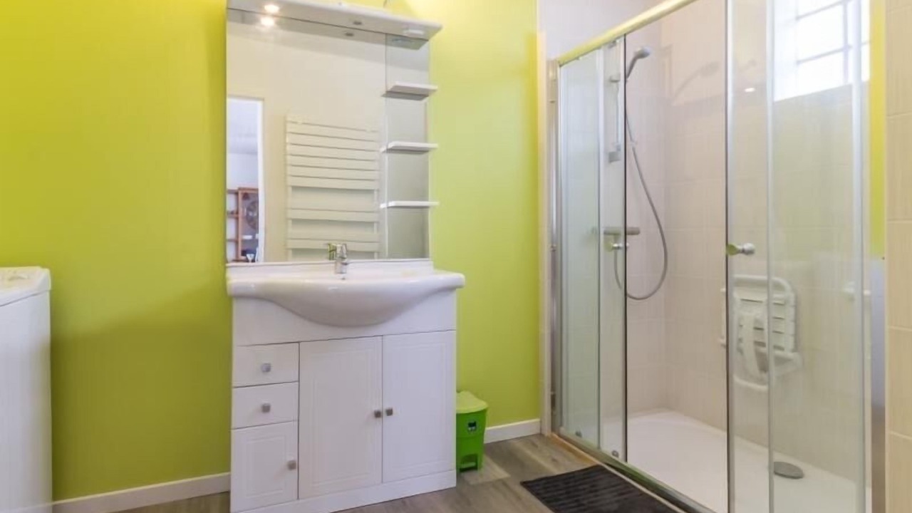Photo of Bathroom in Saint-Brevin-l'Ocean