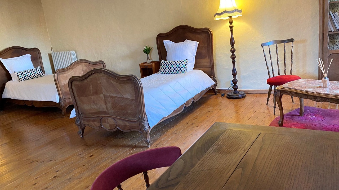 Photo of Others in Ruffigne