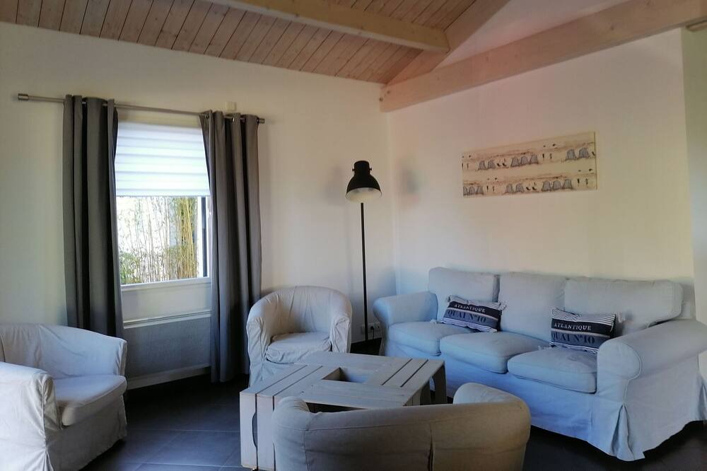 Photo of Livingroom in Chauve