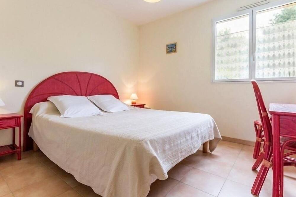 Photo of Bedroom in Arthon-en-Retz