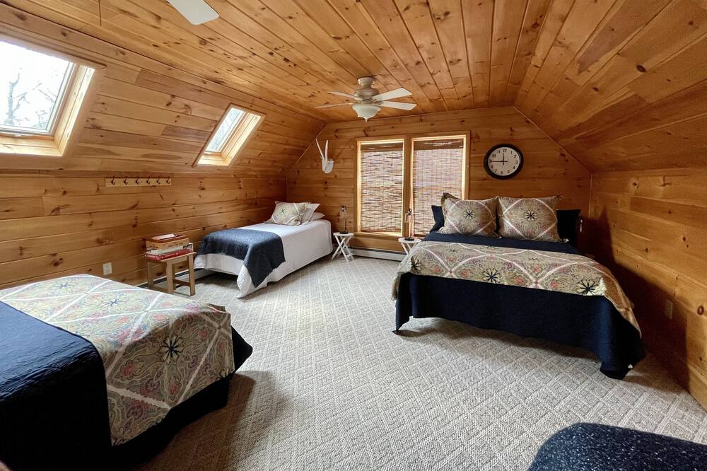 Photo of Bedroom in Copake Lake