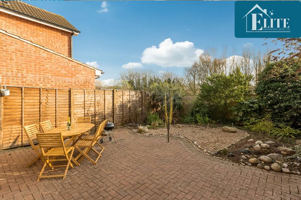 Photo of Outdoor in Whitnash